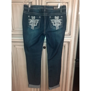 Earl Jeans Size 11‎ Rhinestone Accents Embroidered Jeans